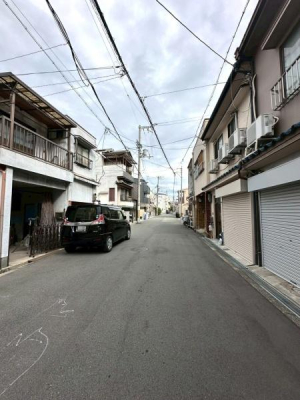 ���{���s���Z�g�擒��4���ڂ̓y�n�̑O�ʓ��H�܂ތ��n�ʐ^