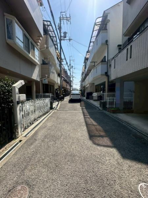 ���{�Q����s�o�_���̒��È�ˌ��Ă̑O�ʓ��H�܂ތ��n�ʐ^