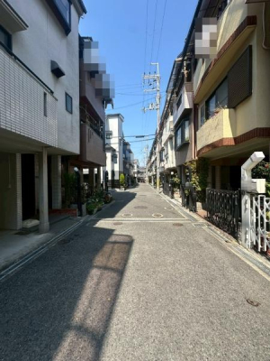 ���{�Q����s�o�_���̒��È�ˌ��Ă̑O�ʓ��H�܂ތ��n�ʐ^