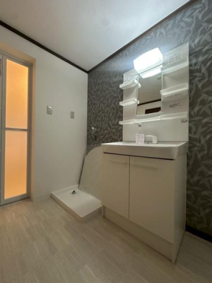 ���{�Q����s�o�_���̒��È�ˌ��Ă̐��ʑ�E���ʏ�