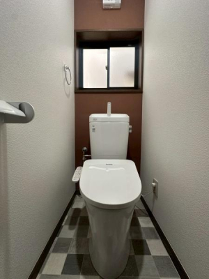 ���{�Q����s�o�_���̒��È�ˌ��Ẵg�C��