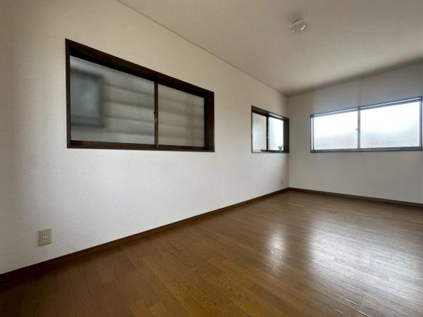 ���{�Q����s�Β��̒��È�ˌ��Ă̗m��