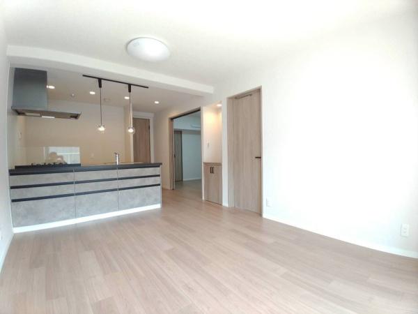 ���{�����s����c2���ڂ̒��Ã}���V�����̃��r���O