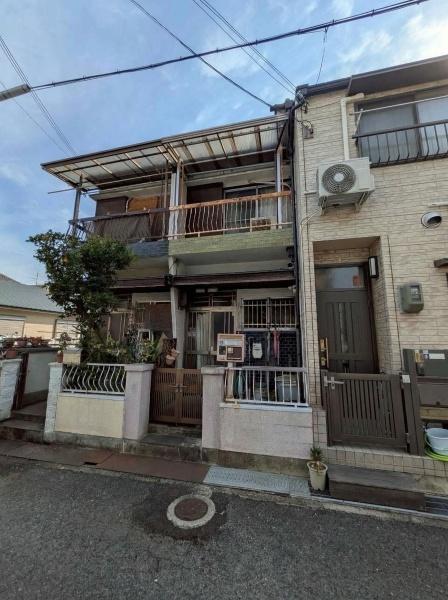 ���{�Q����s����2���ڂ̒��Ãe���X�n�E�X�̌��n�O�ώʐ^