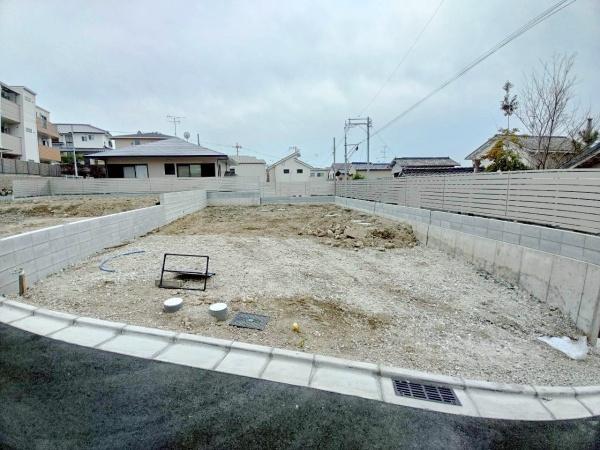 ���{�����s���ΐؒ�5���ڂ̐V�z��ˌ��Ă̌��n�O�ώʐ^