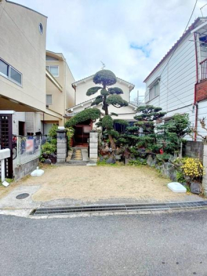 ���{�����s���Z������3���ڂ̒��È�ˌ��Ă̌��n�O�ώʐ^