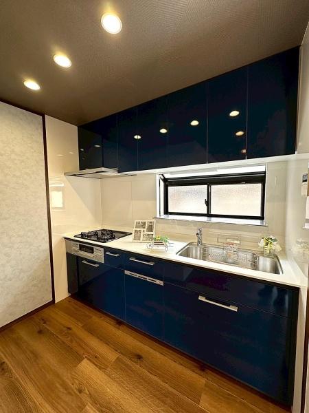 ���{���s���Z�g��鍇2���ڂ̒��È�ˌ��ẴL�b�`��