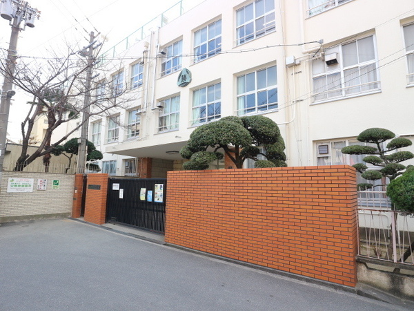 ���{���s����揟�R�k1���ڂ̓y�n�̎��ӊ�