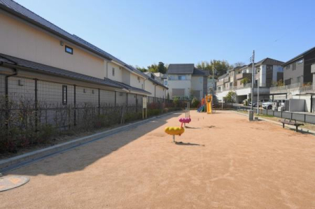 ���{�L���s���L����3���ڂ̒��È�ˌ��Ă̂��̑����n