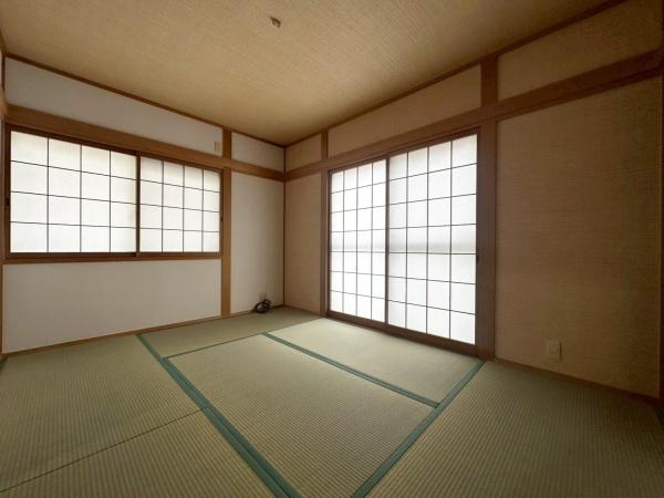 ���{�Q����s�_��5���ڂ̒��È�ˌ��Ă̘a��