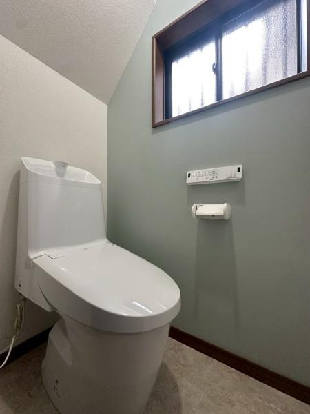 ���{�Q����s�_��5���ڂ̒��È�ˌ��Ẵg�C��