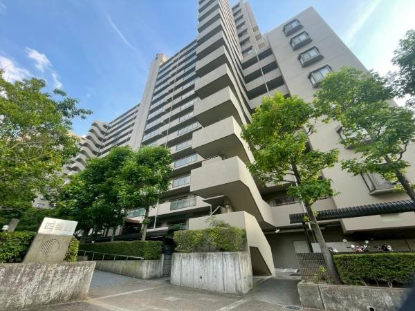 ���{�Q����s�O��쒬�̒��Ã}���V�����̌��n�O�ώʐ^