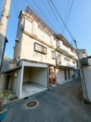 ���{�����s������2���ڂ̒��È�ˌ��Ă̒��ԏ�