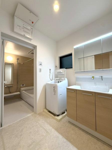 ���{���s�����ߋ�4���ڂ̐V�z��ˌ��Ă̐��ʑ�E���ʏ�