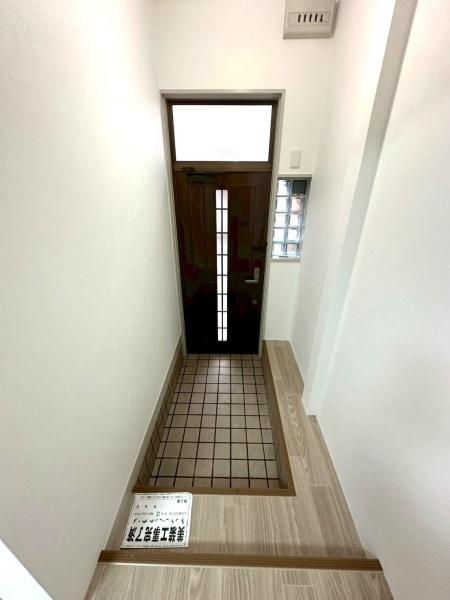 ���{���s���Z�g�擒��4���ڂ̒��Ãe���X�n�E�X�̌���