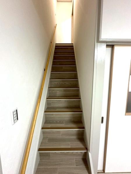 ���{���s���Z�g�擒��4���ڂ̒��Ãe���X�n�E�X�̂��̑�����