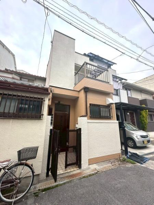 ���{���s���Z�g�擒��4���ڂ̒��Ãe���X�n�E�X�̂��̑����n