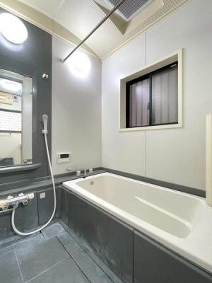 ���{���s�����F��4���ڂ̒��È�ˌ��Ă̗���