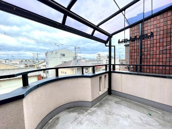 ���{���s�����F��4���ڂ̒��È�ˌ��Ẵo���R�j�[