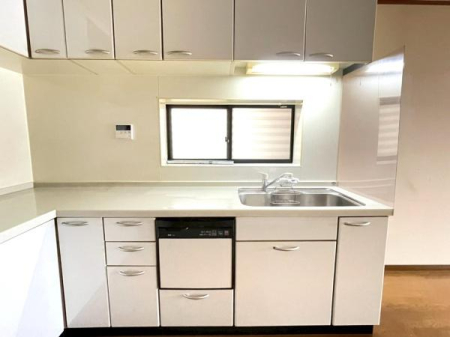 ���{���s�����F��4���ڂ̒��È�ˌ��ẴL�b�`��