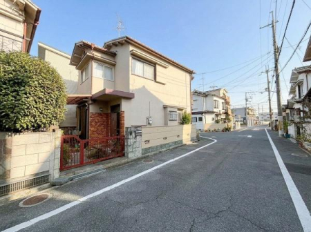 ���{�����s�R��4���ڂ̓y�n�̑O�ʓ��H�܂ތ��n�ʐ^