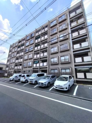 ���{���s����撆�쓌2���ڂ̒��Ã}���V�����̌��n�O�ώʐ^