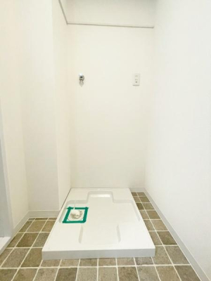 ���{���s��������4���ڂ̒��Ã}���V�����̐��ʑ�E���ʏ�