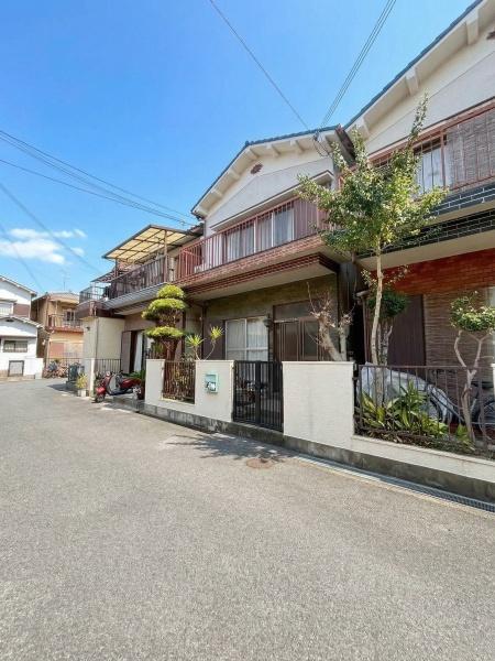 ���{�哌�s��2���ڂ̓y�n�̑O�ʓ��H�܂ތ��n�ʐ^