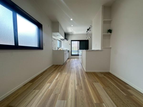 ���{�Q����s���H�k���̒��È�ˌ��Ẵ��r���O