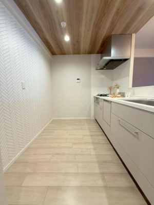 ���{�����s����c3���ڂ̒��Ã}���V�����̃L�b�`��