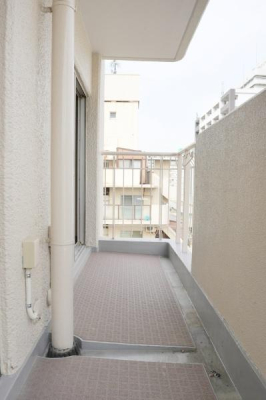 ���{���s�����V�k��1���� 11-23�̒��Ã}���V�����̃o���R�j�[