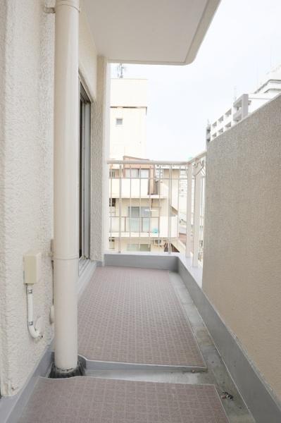 ���{���s�����V�k��1���� 11-23�̒��Ã}���V�����̃o���R�j�[