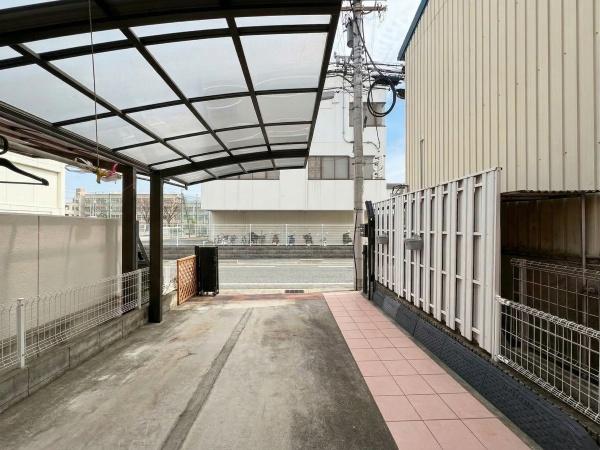 ���{�����s�g�c�{��1���ڂ̒��È�ˌ��Ă̒��ԏ�