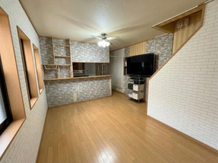 ���{�����s�g�c�{��1���ڂ̒��È�ˌ��Ẵ��r���O