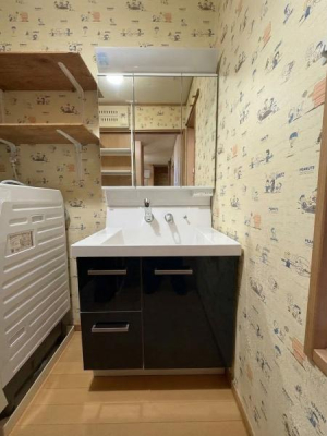 ���{�����s�g�c�{��1���ڂ̒��È�ˌ��Ă̐��ʑ�E���ʏ�