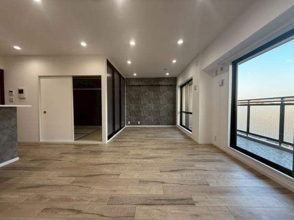 ���{�Q����s�O��쒬�̒��Ã}���V�����̃��r���O