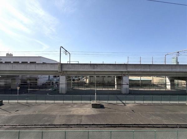 ���{���s���Z�g��R��1���ڂ̒��Ã}���V�����̏Z�˂���̒��]�ʐ^