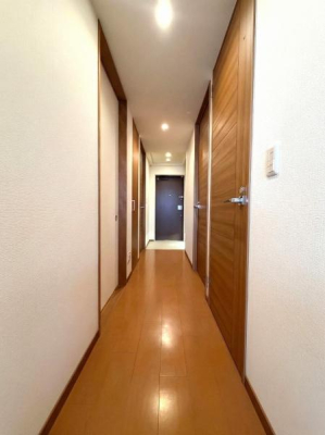 ���{���s���Z�g��R��1���ڂ̒��Ã}���V�����̌���