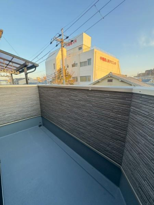 ���{�Q����s���h�����̐V�z��ˌ��Ẵo���R�j�[