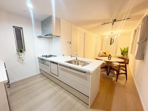 ���{�Q����s���h�����̐V�z��ˌ��Ẵ��r���O