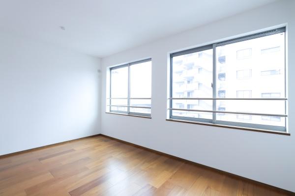 ���{���s����撷�g�Z��4���ڂ̒��È�ˌ��Ă̗m��