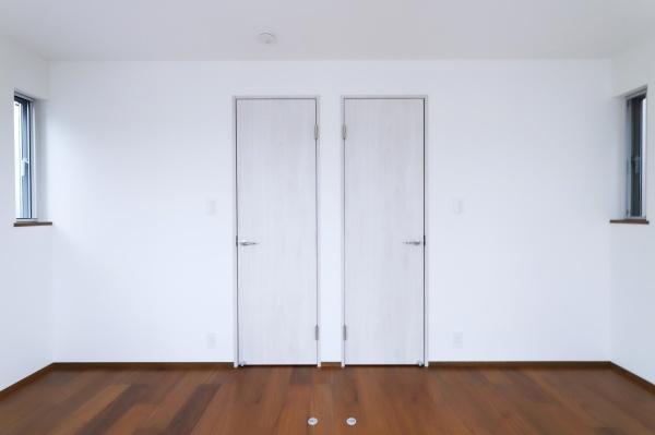 ���{���s����撷�g�Z��4���ڂ̒��È�ˌ��Ă̗m��