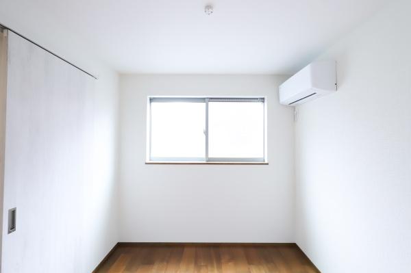 ���{���s����撷�g�Z��4���ڂ̒��È�ˌ��Ă̗m��