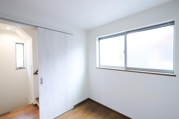 ���{���s����撷�g�Z��4���ڂ̒��È�ˌ��Ă̗m��