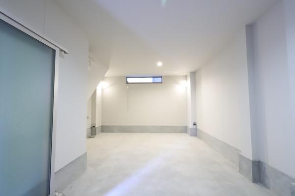 ���{���s����撷�g�Z��4���ڂ̒��È�ˌ��Ă̒��ԏ�