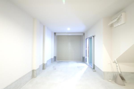 ���{���s����撷�g�Z��4���ڂ̒��È�ˌ��Ă̒��ԏ�