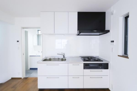 ���{���s����撷�g�Z��4���ڂ̒��È�ˌ��ẴL�b�`��