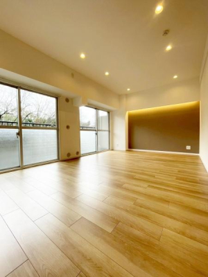 ���{�L���s���q��2���� 8�̒��Ã}���V�����̃��r���O