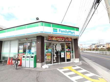 ���{�L���s���q��2���� 8�̒��Ã}���V�����̎��ӊ�