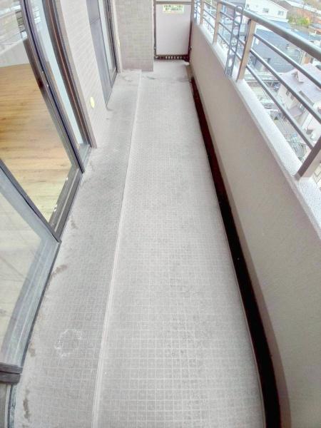 ���{�����s���ΐؒ�5���ڂ̒��Ã}���V�����̃o���R�j�[